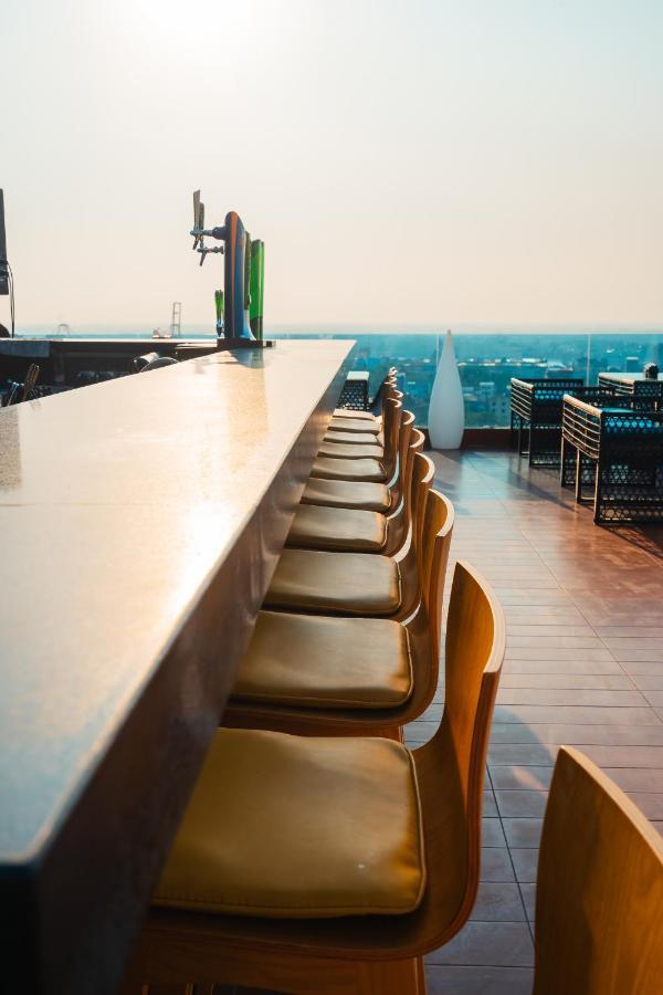 Hotel Sanchaung Γιανγκόν Εξωτερικό φωτογραφία