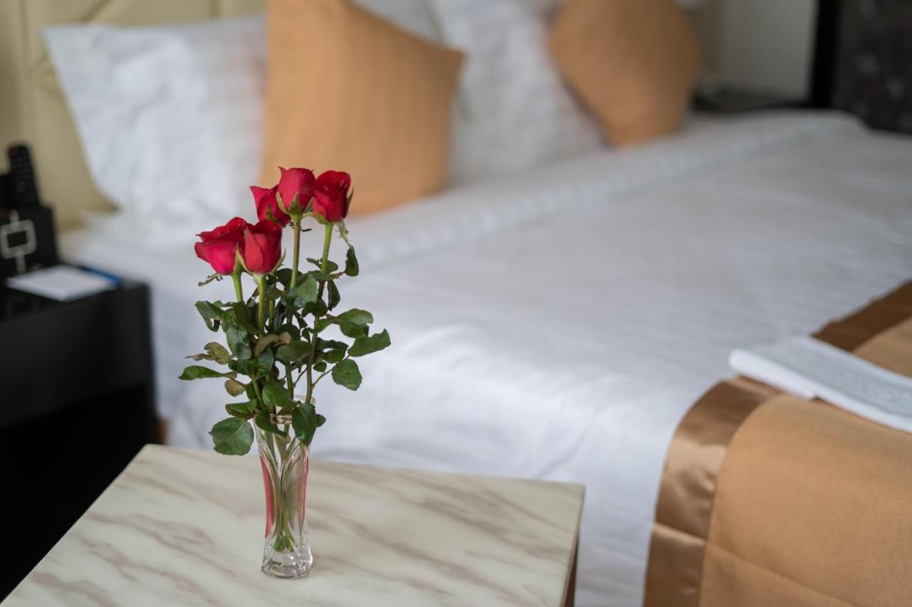 Hotel Sanchaung Γιανγκόν Εξωτερικό φωτογραφία
