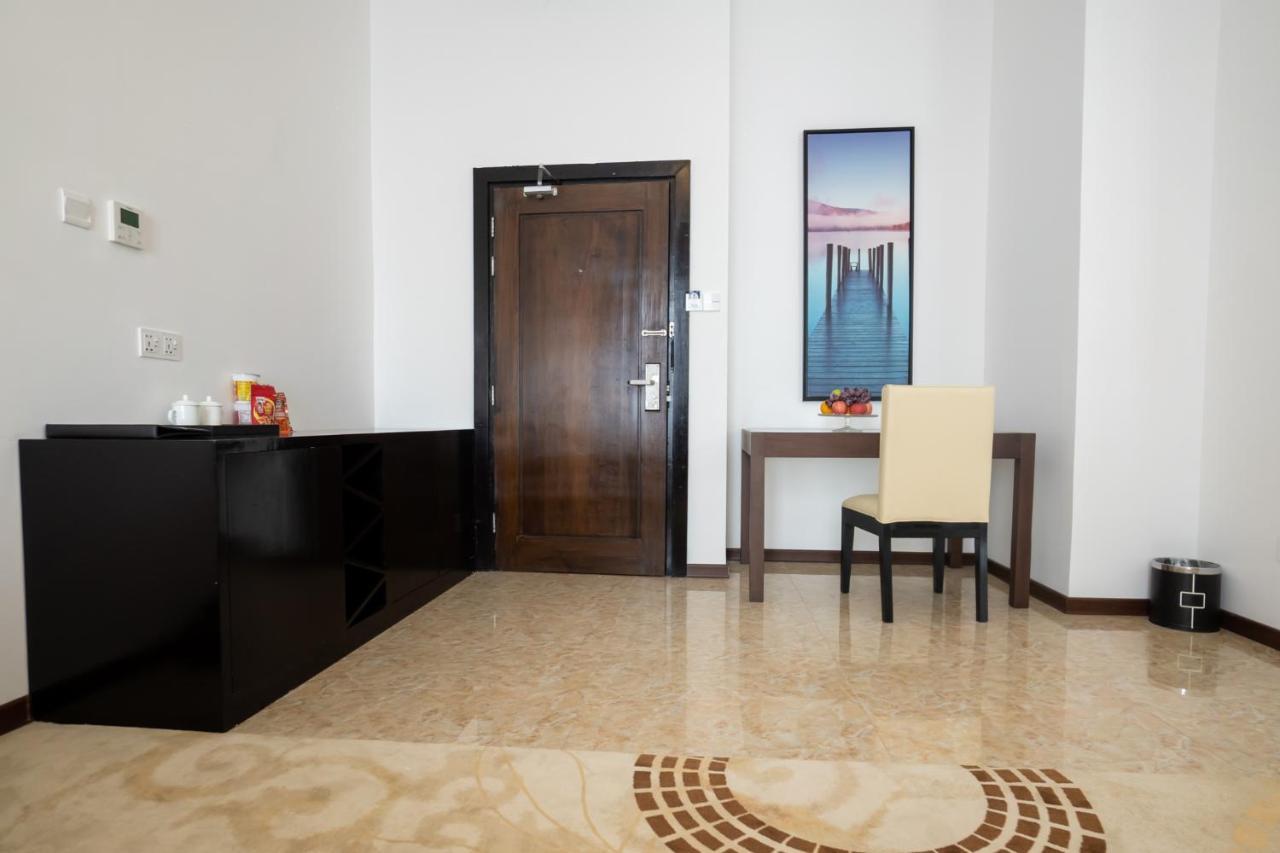 Hotel Sanchaung Γιανγκόν Εξωτερικό φωτογραφία